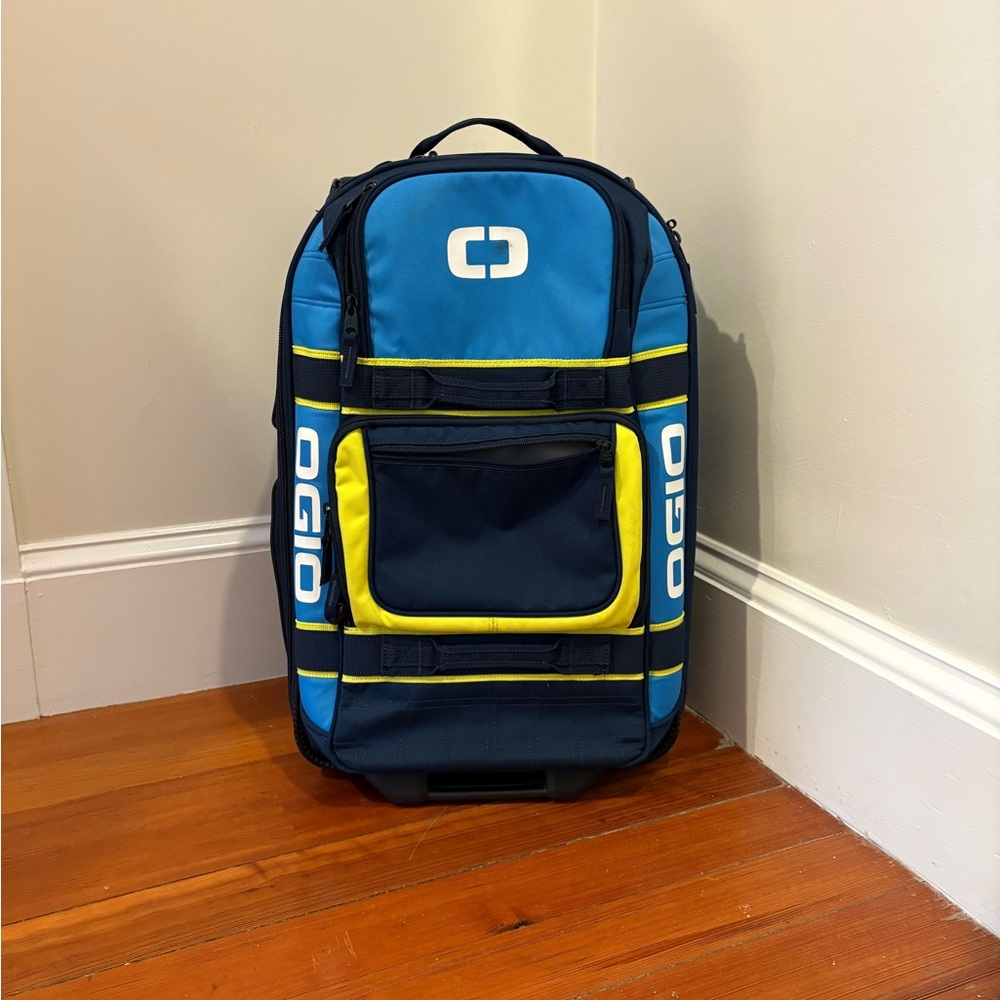 OGIO Blue and Yellow Travel Bag